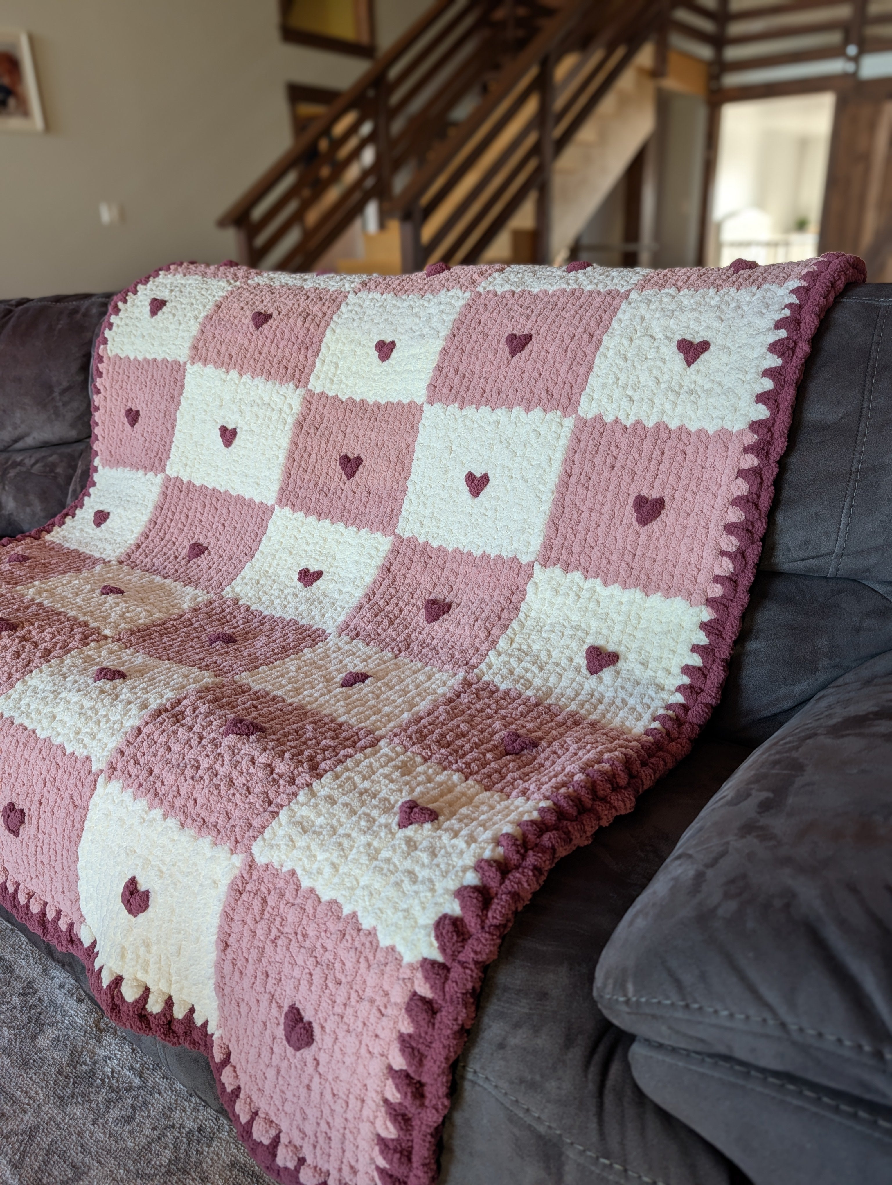 Queen of Hearts Throw Blanket